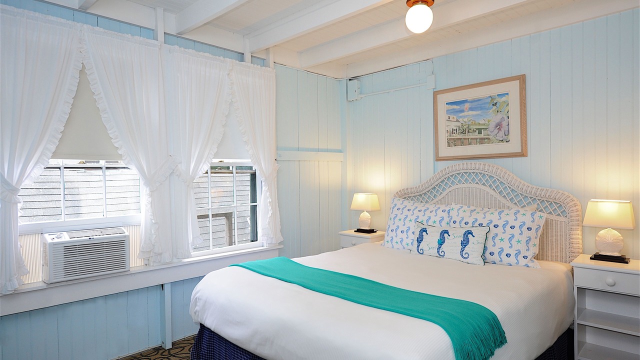Photo of Bedroom in Oak Bluffs