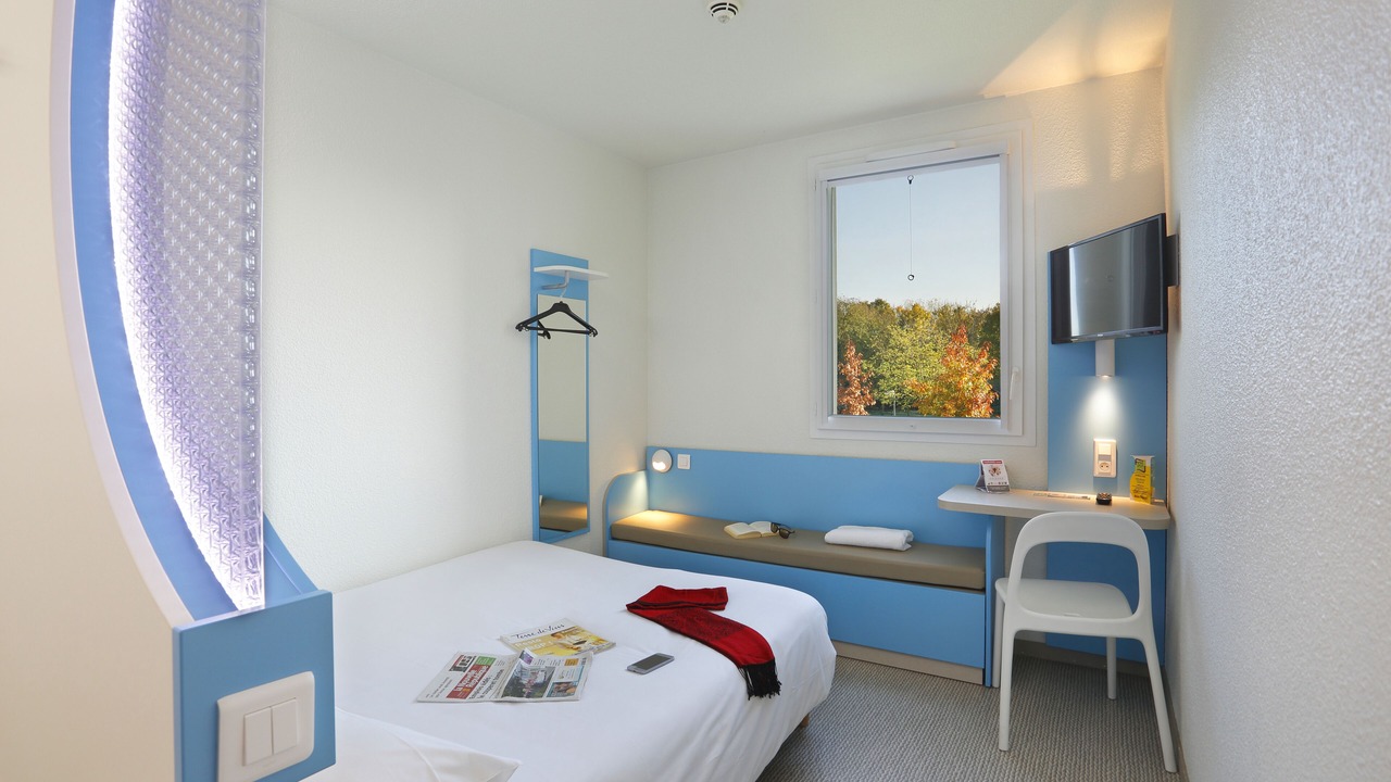 Photo of Bedroom in Villejust