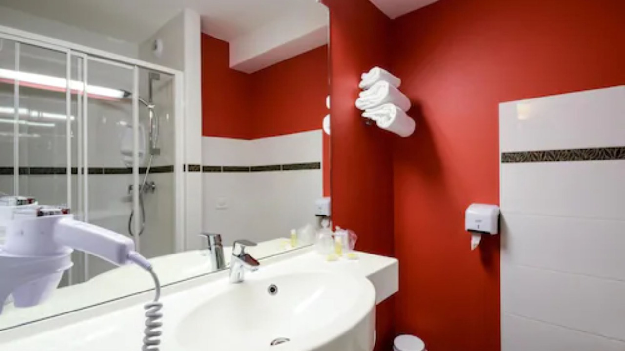 Photo of Bathroom in Seynod