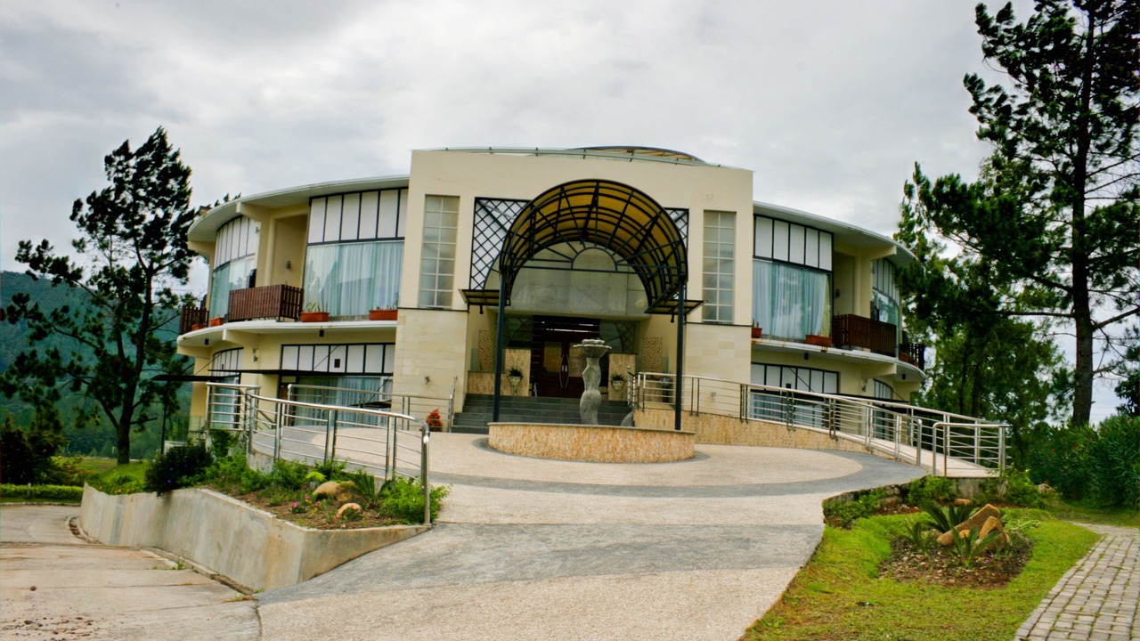 Photo of Outdoor in Merek