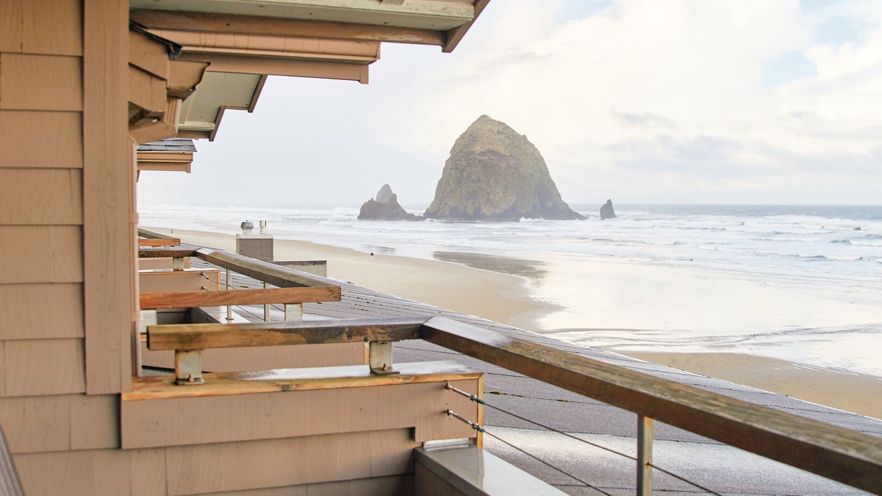 Photo of Others in Downtown Cannon Beach