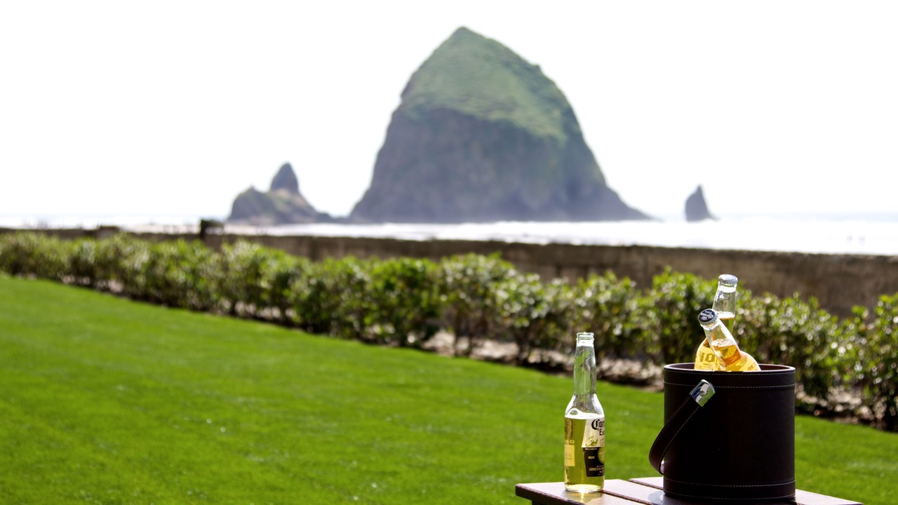 Photo of Others in Downtown Cannon Beach
