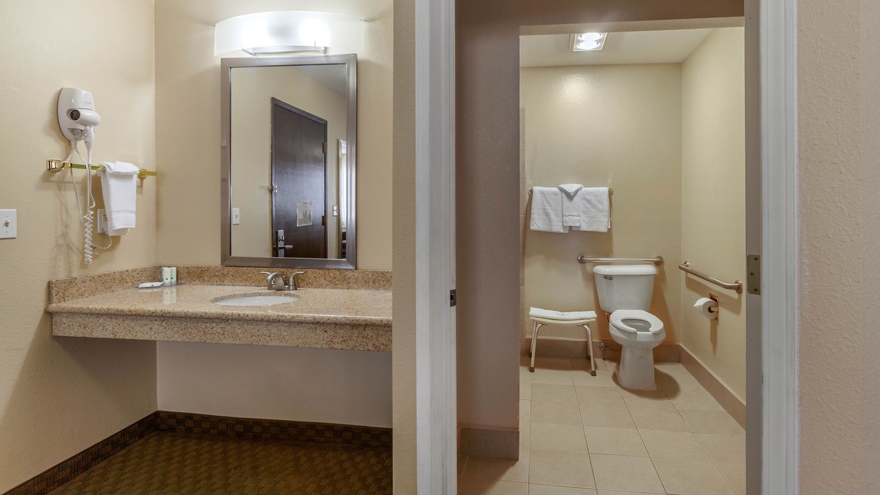 Photo of Bathroom in Ontario