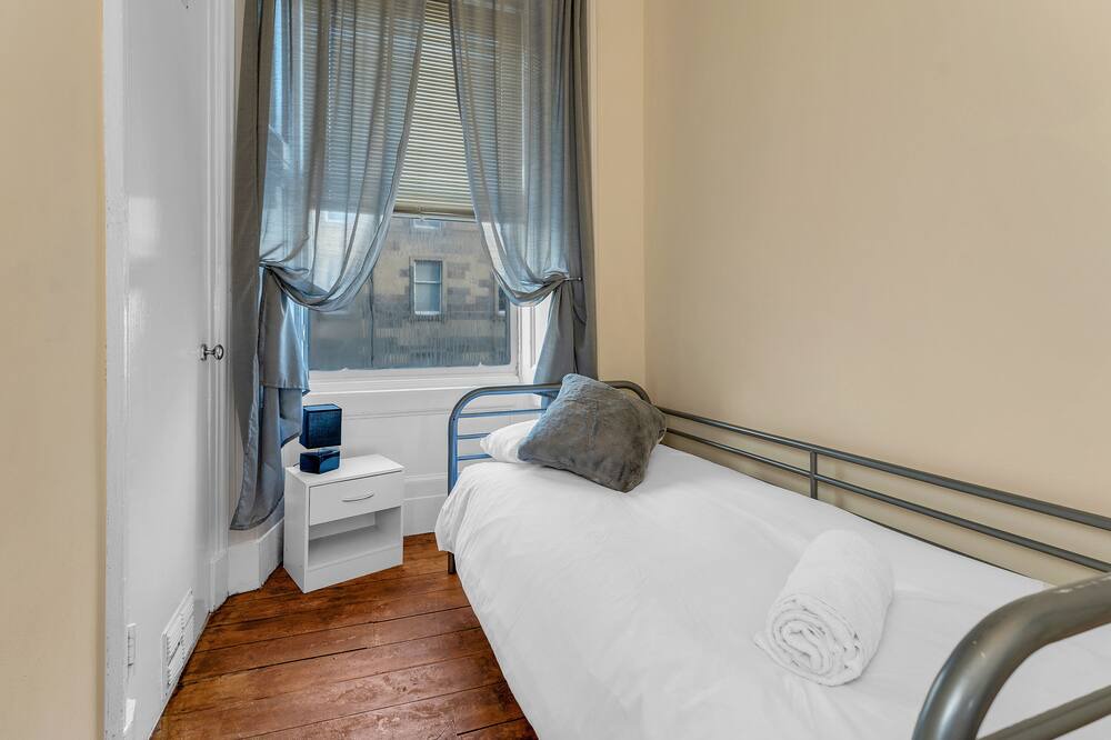 Photo of Bedroom in Leith