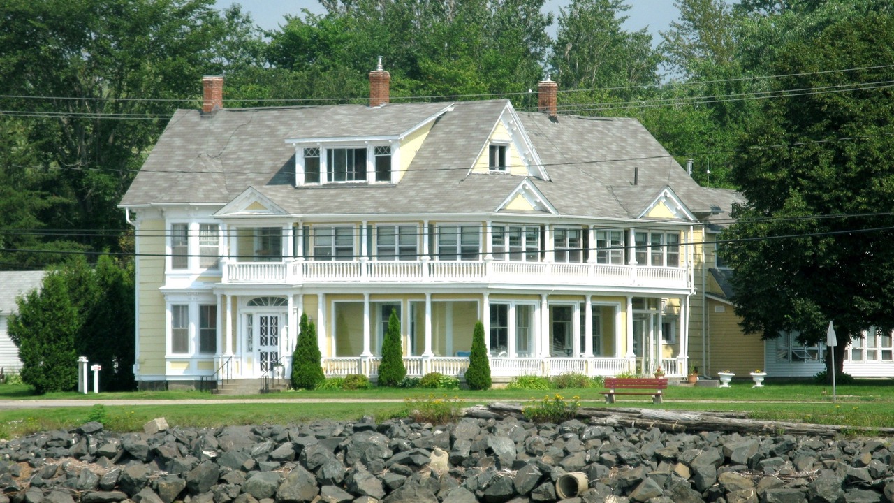 Photo of Buildings in Nelson Miramichi