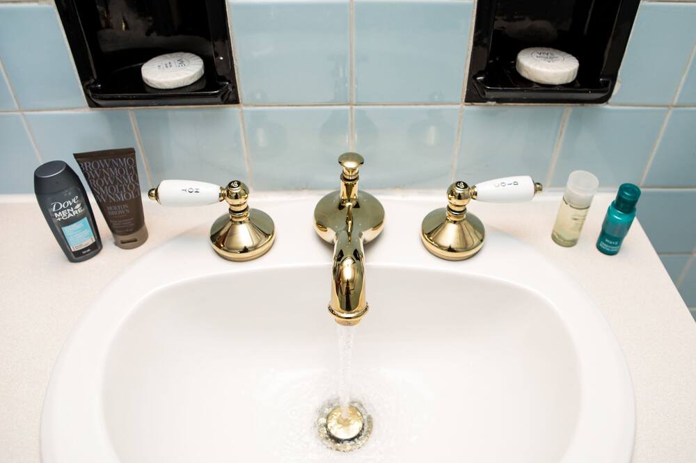 Photo of Bathroom in Fort Erie