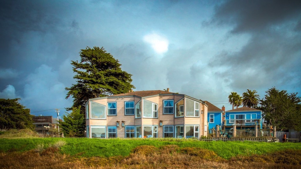 Photo of Bedroom in Moss Landing
