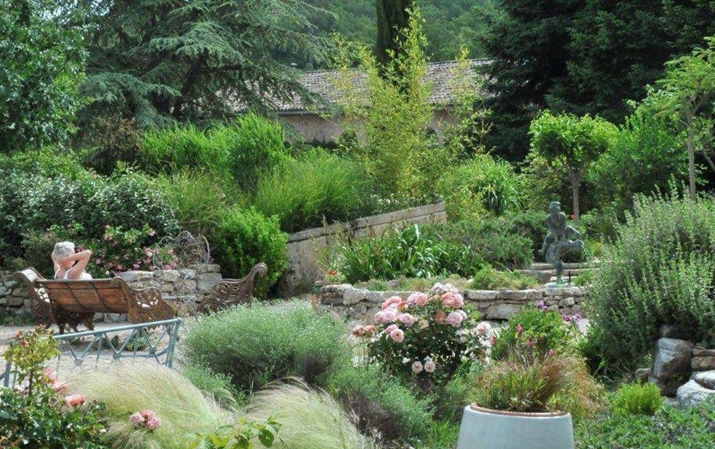 Photo of Outdoor in Bras