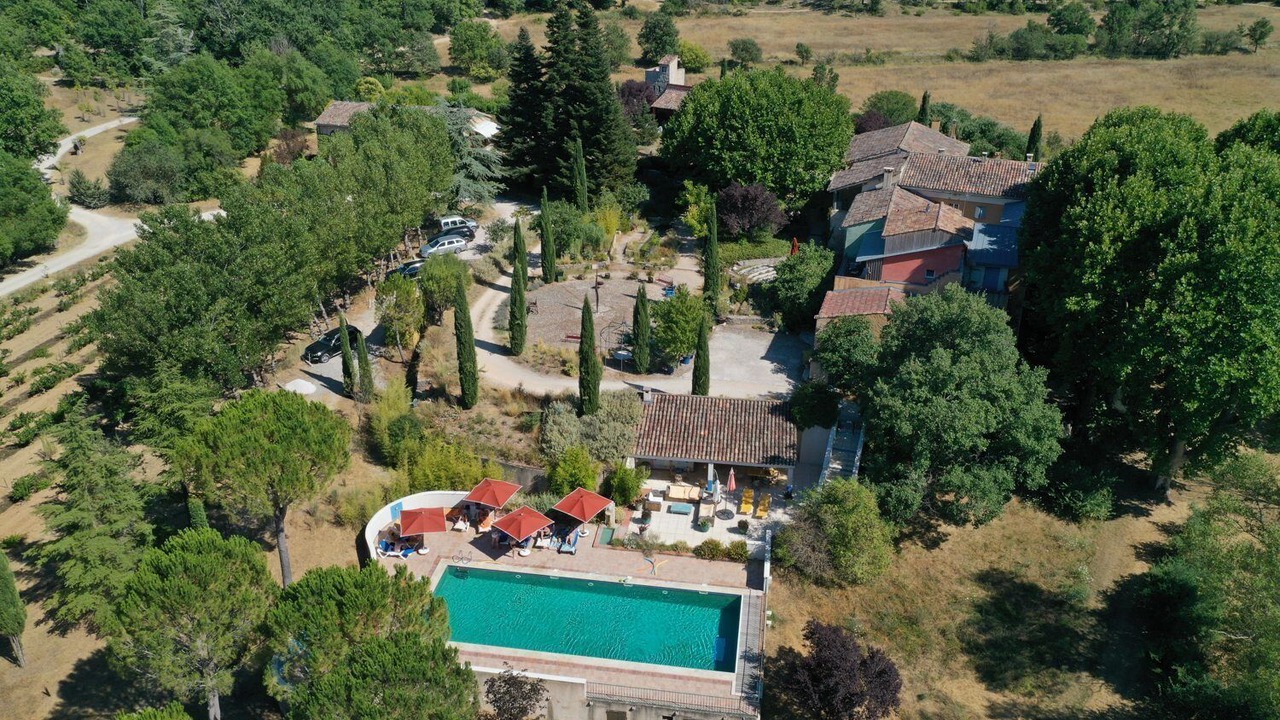 Photo of Outdoor in Bras