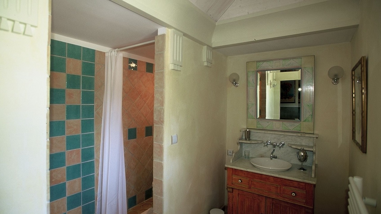 Photo of Bathroom in Bras