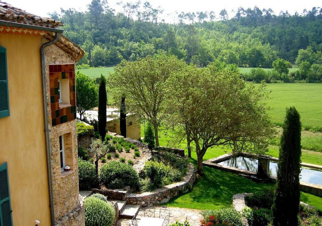 Photo of Outdoor in Bras