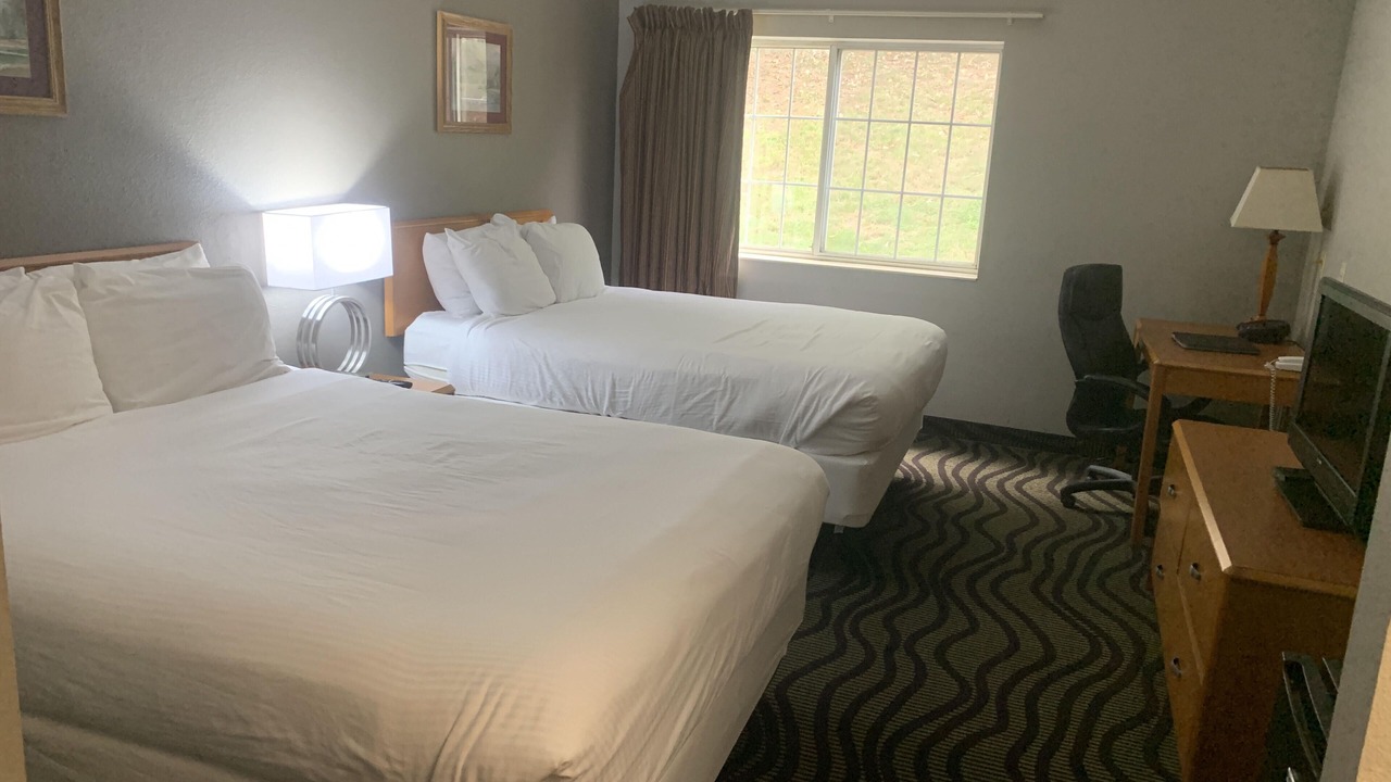 Photo of Bedroom in Thayer