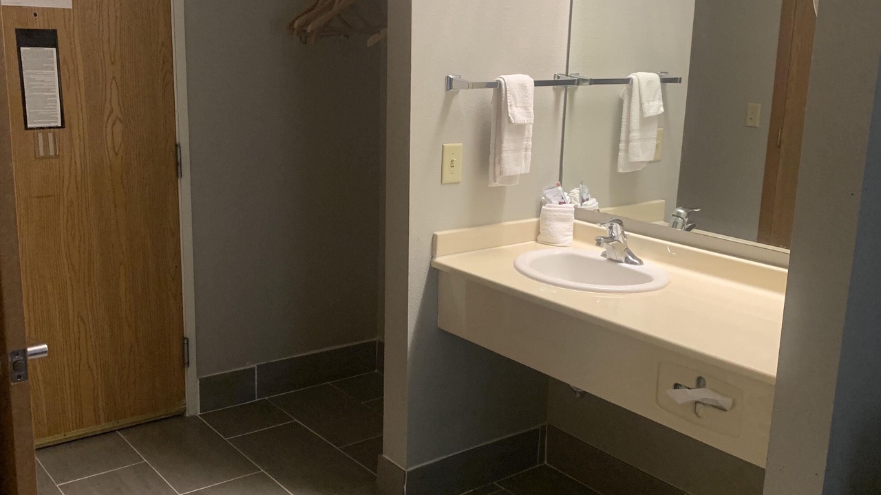 Photo of Bathroom in Thayer