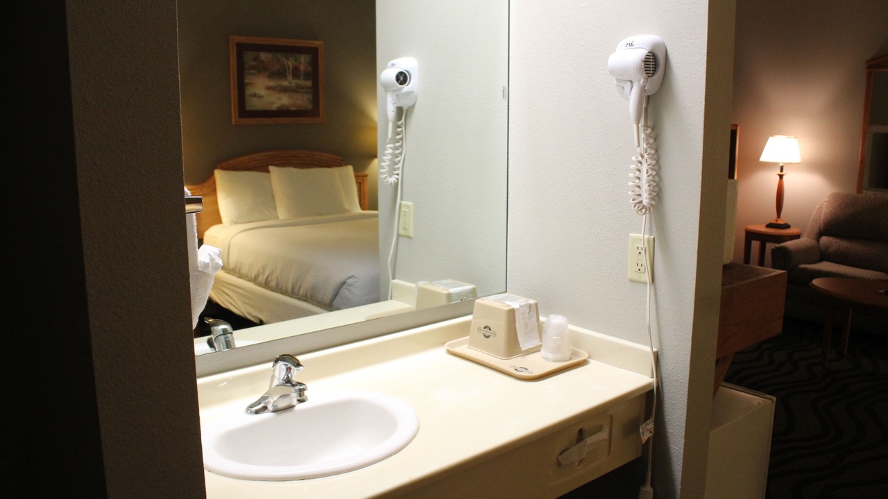 Photo of Bathroom in Thayer