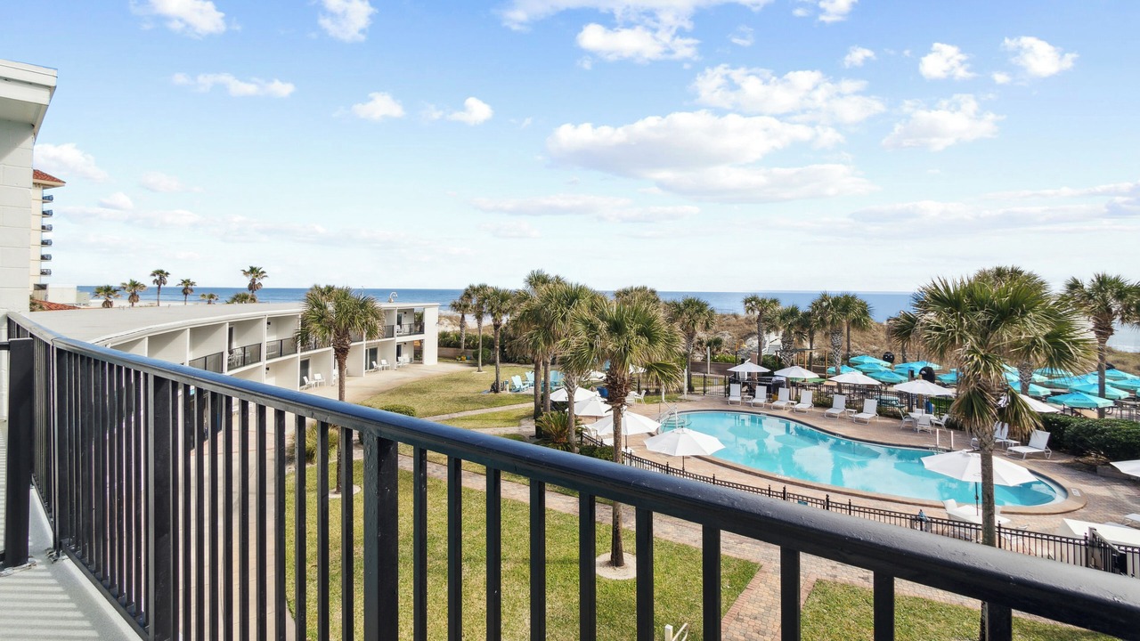 Photo of Patio Balcony in Neptune Beach