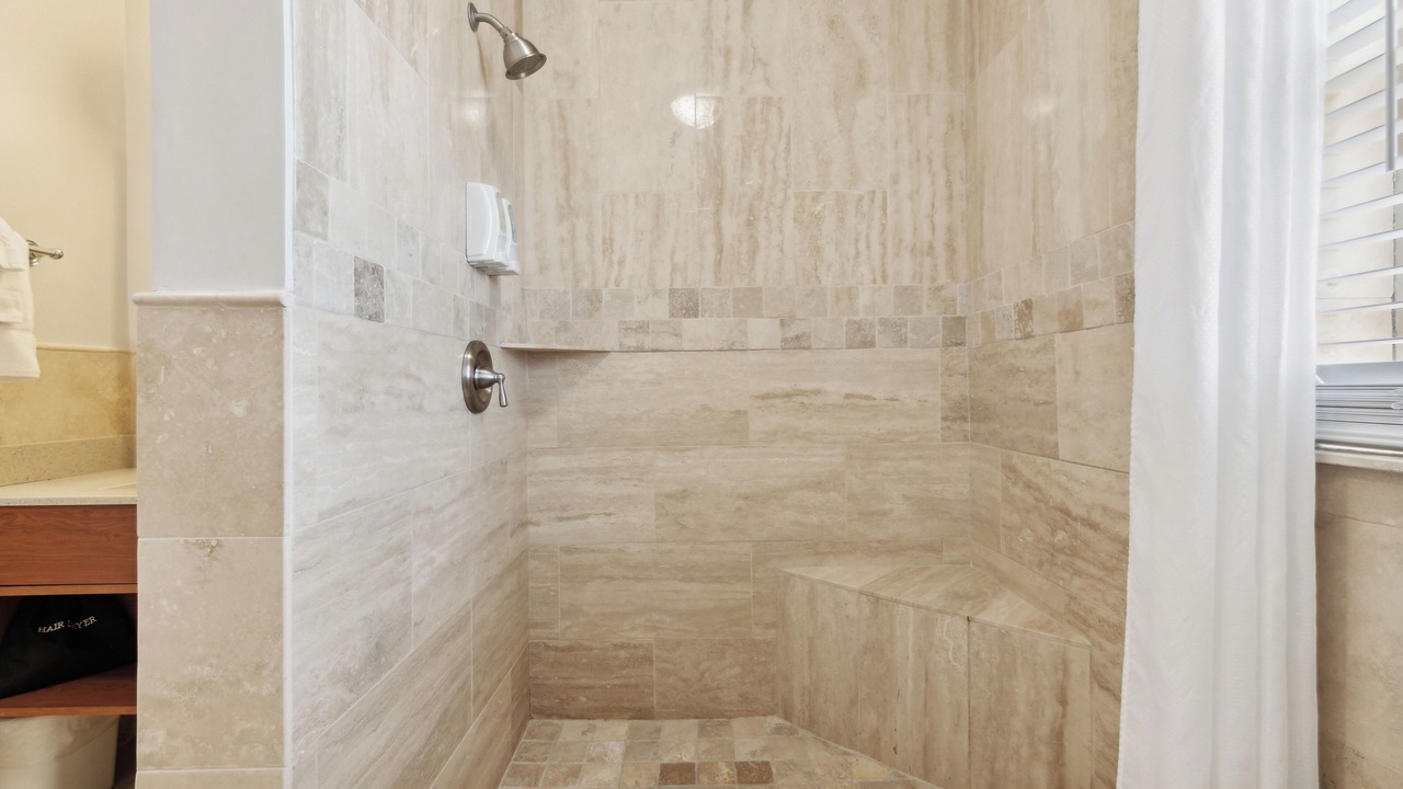 Photo of Bathroom in Neptune Beach