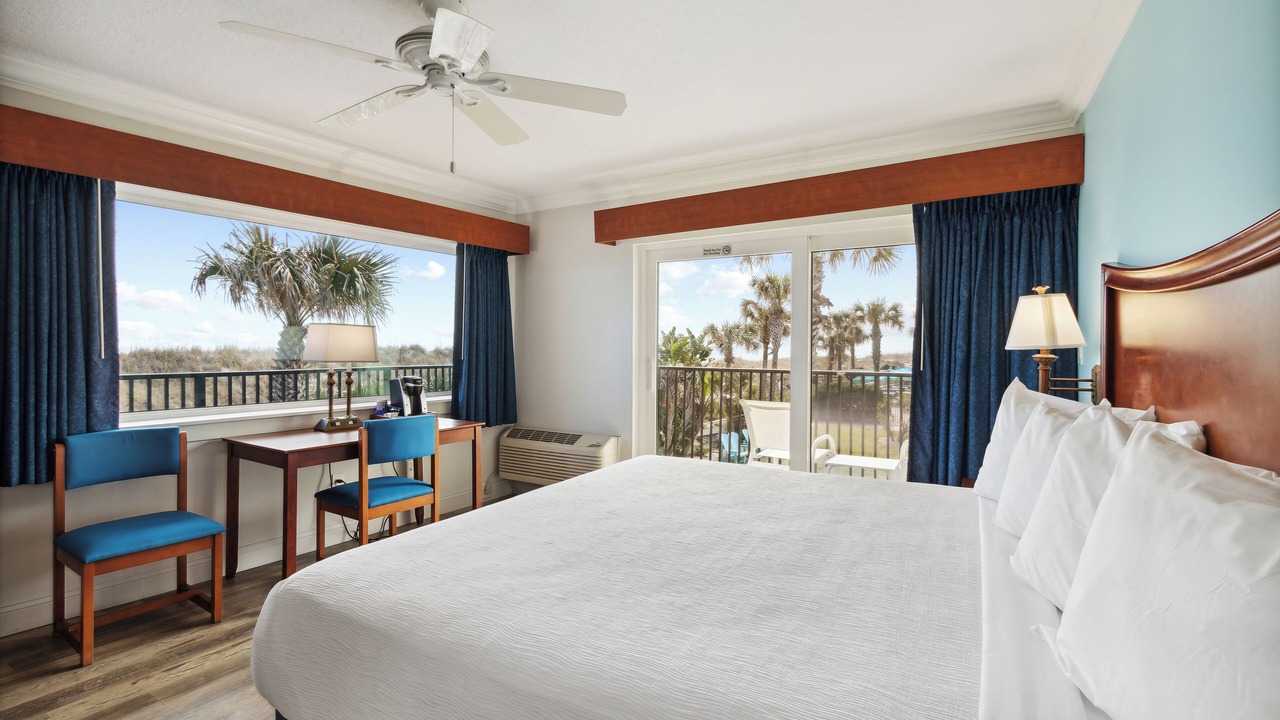 Photo of Bedroom in Neptune Beach