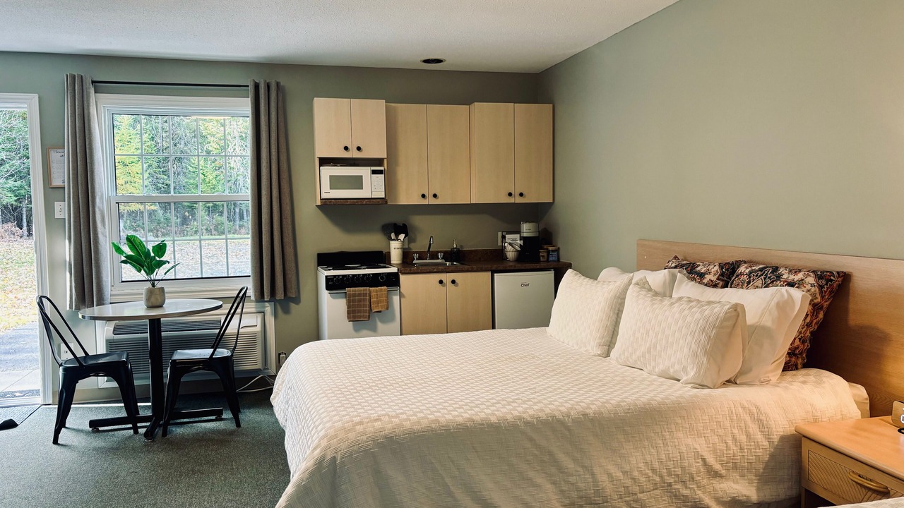 Photo of Kitchen in Plaster Rock