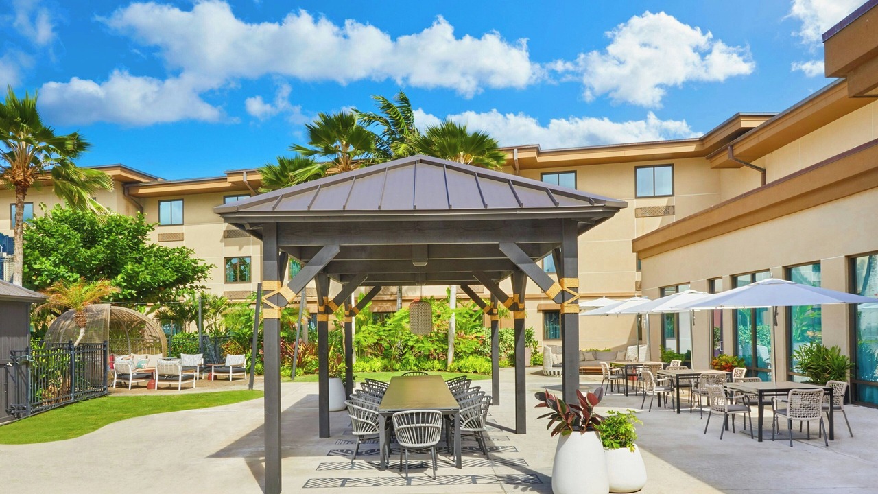 Photo of Others in Laie