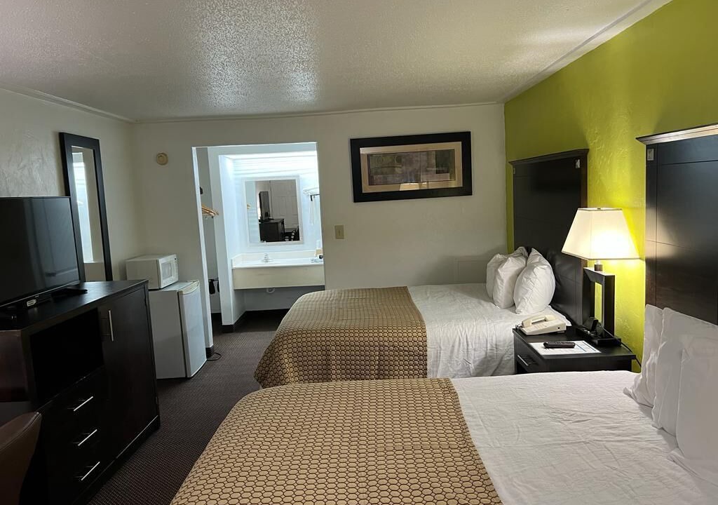 Photo of Bedroom in Lake City