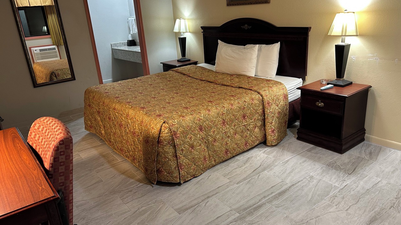 Photo of Bedroom in Eunice