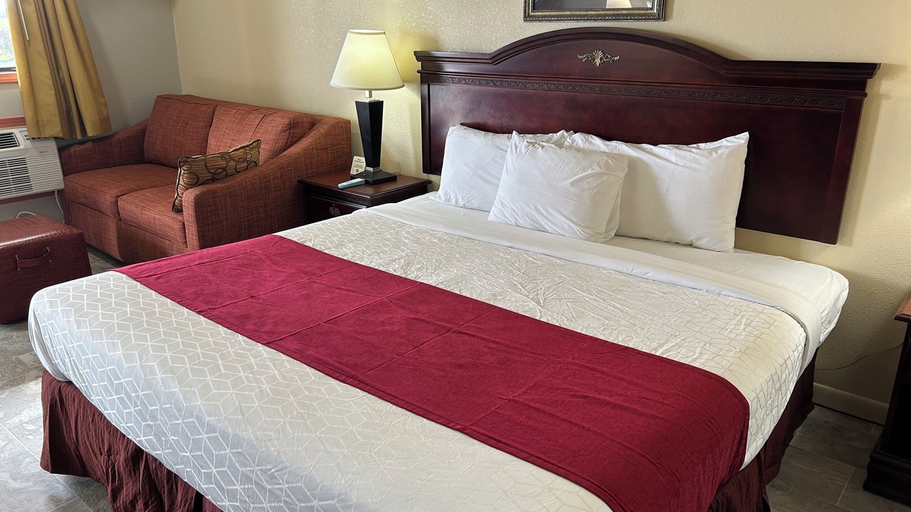 Photo of Bedroom in Eunice