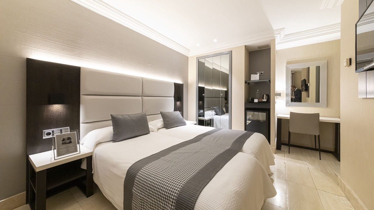 Photo of Bedroom in Pamplona City Centre