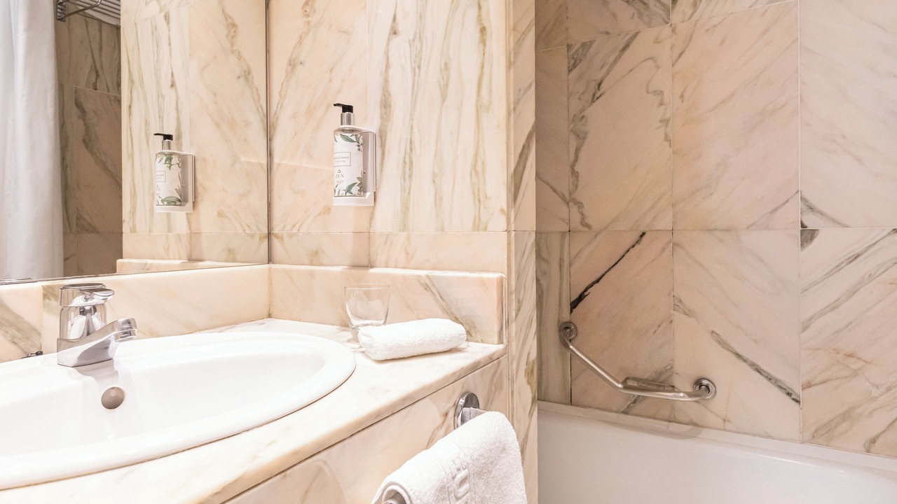 Photo of Bathroom in Pamplona City Centre