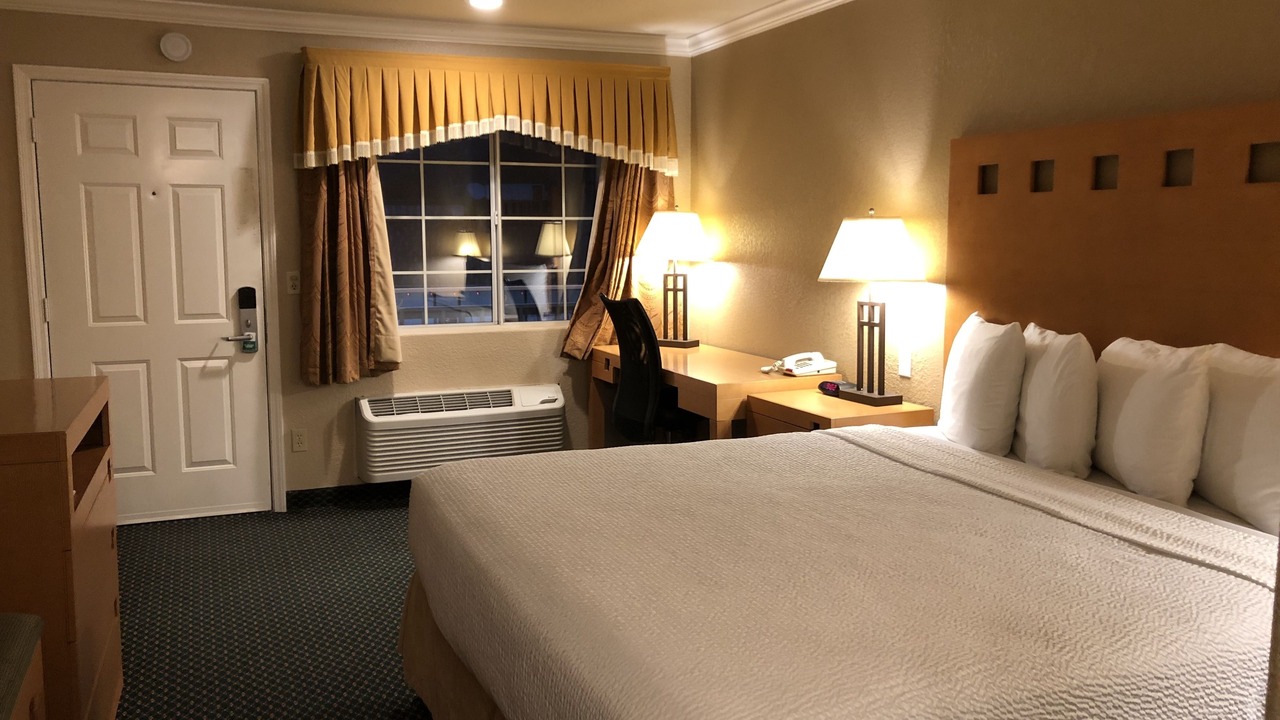 Photo of Bedroom in Clear Lake