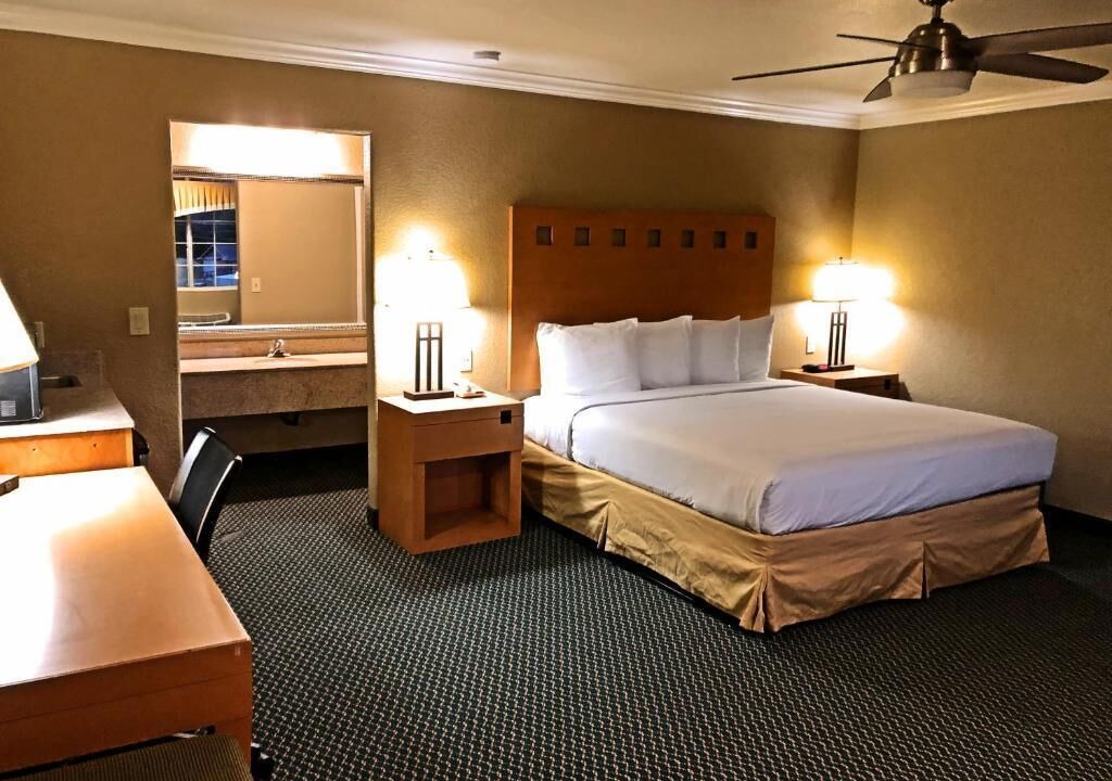 Photo of Bedroom in Clear Lake