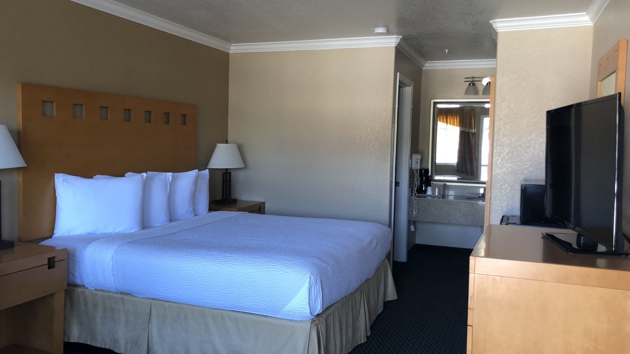 Photo of Bedroom in Clear Lake