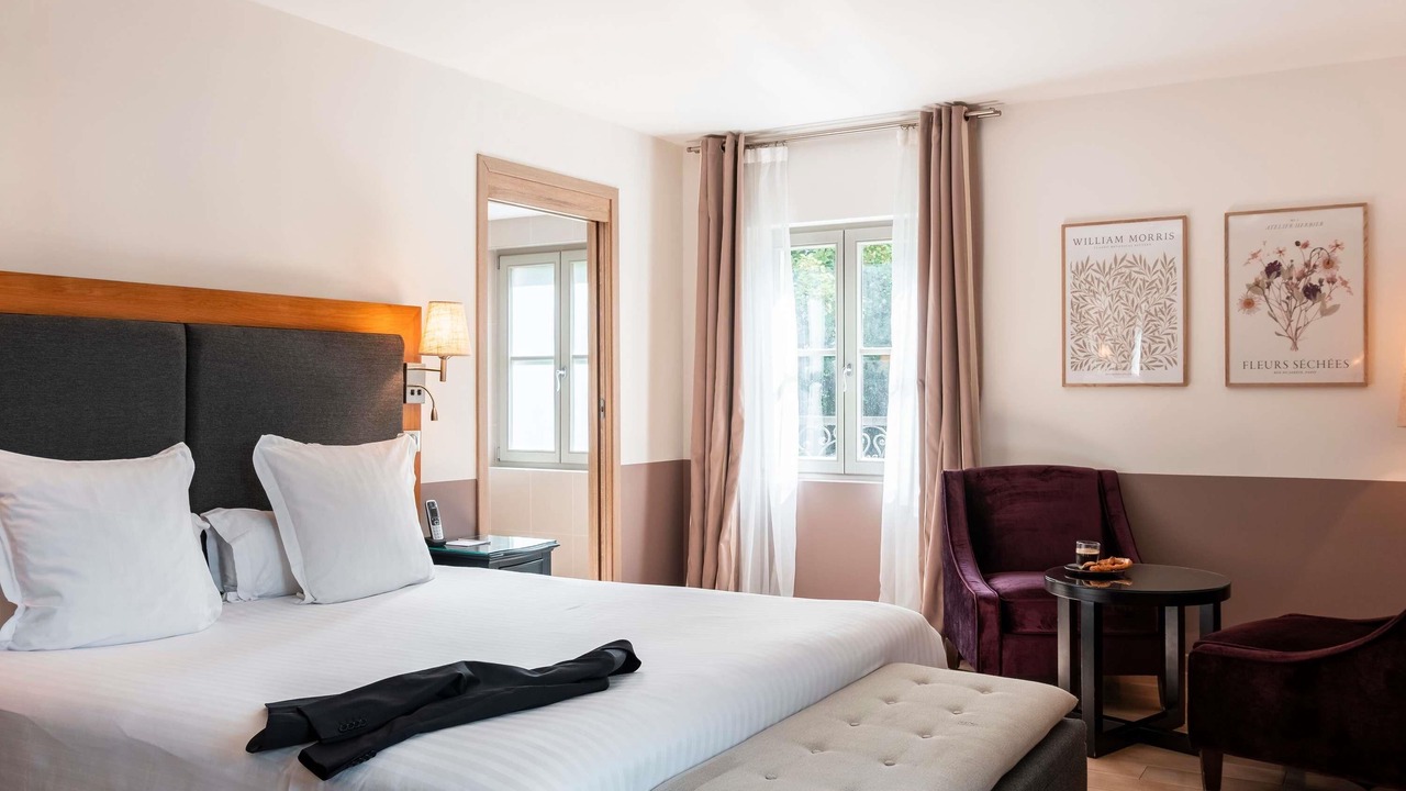 Photo of Bedroom in Maintenon