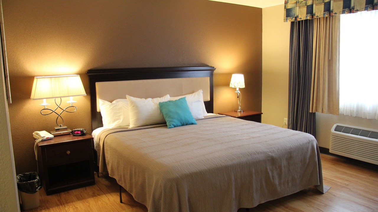 Photo of Bedroom in Pittsfield