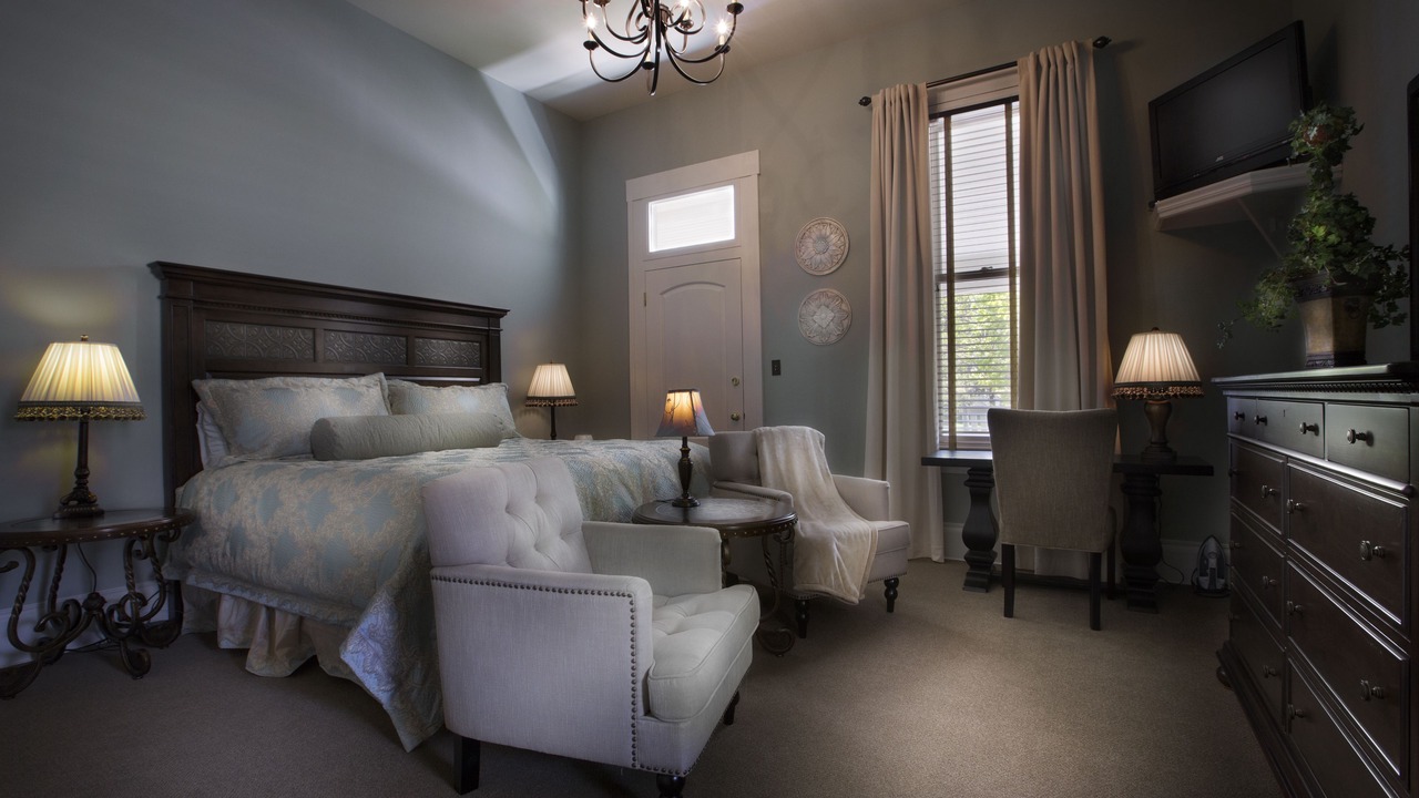 Photo of Others in Bloomington