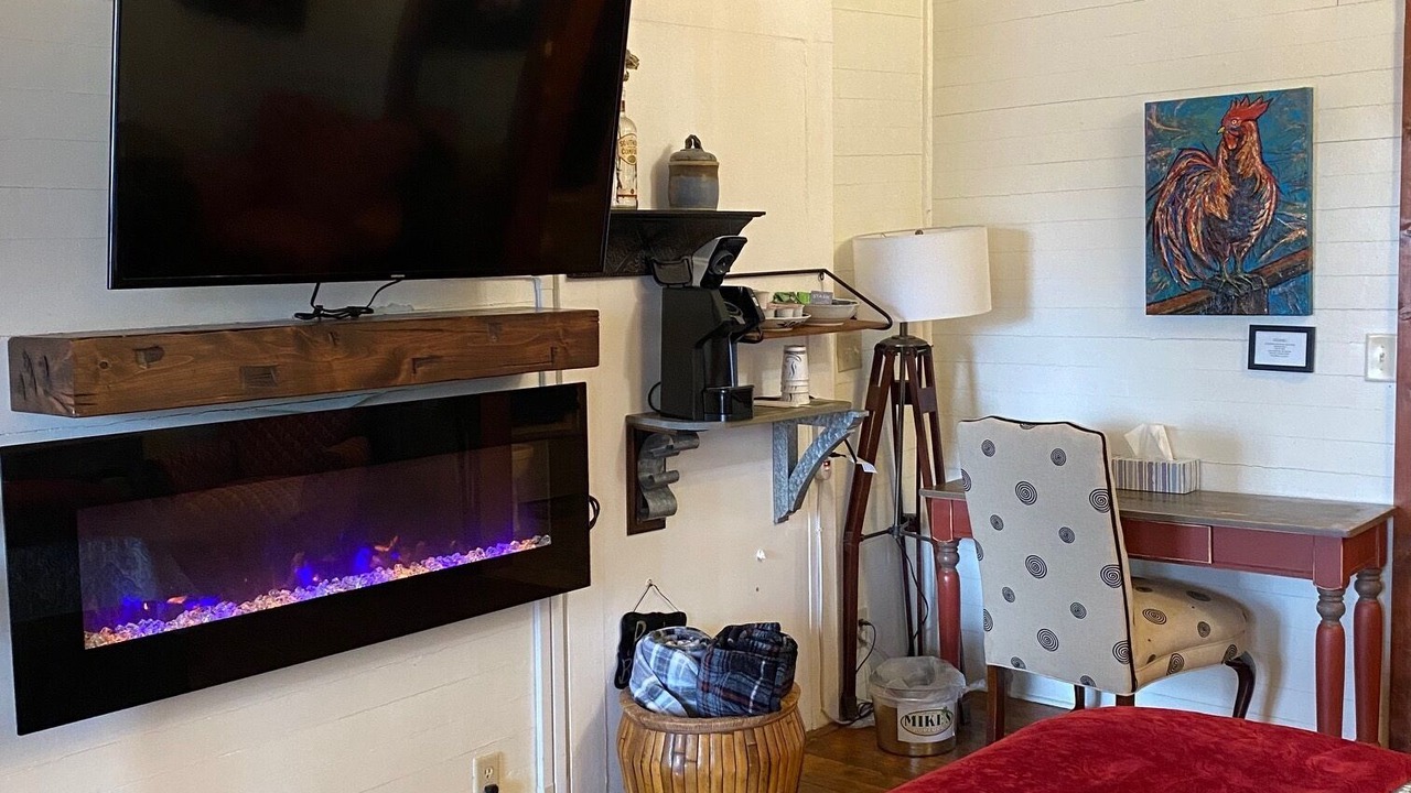 Photo of Bedroom in Dahlonega