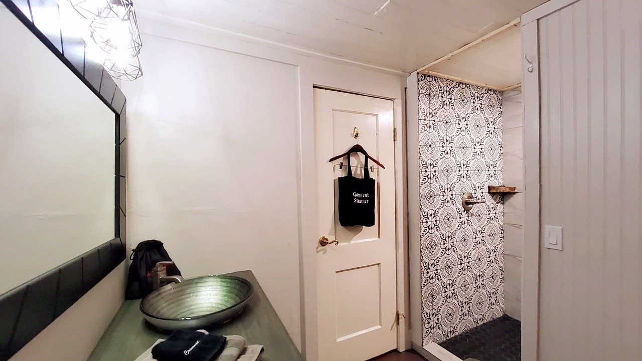 Photo of Bathroom in Dahlonega