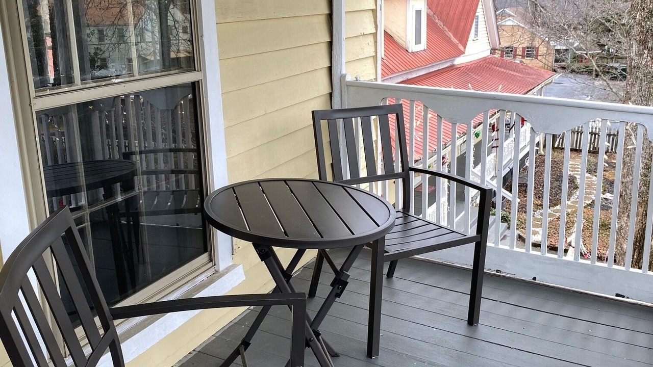 Photo of Patio Balcony in Dahlonega