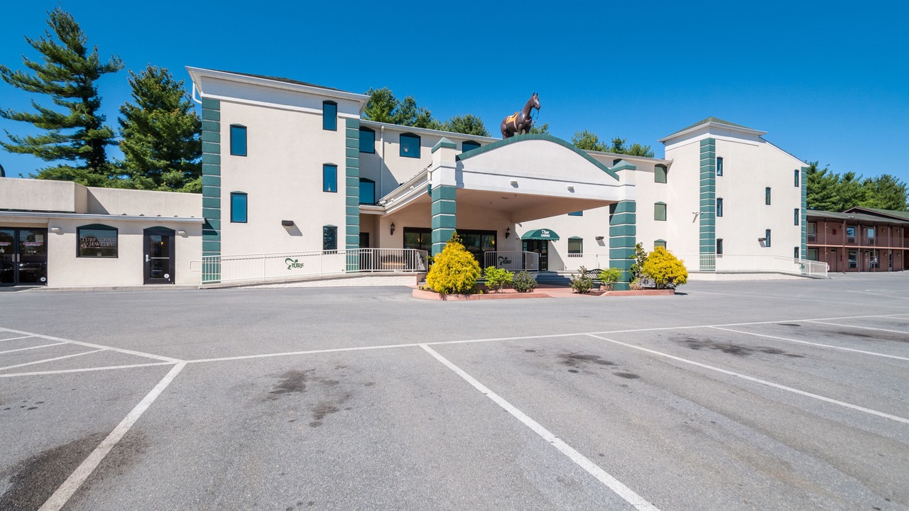 Photo of Outdoor in Charles Town