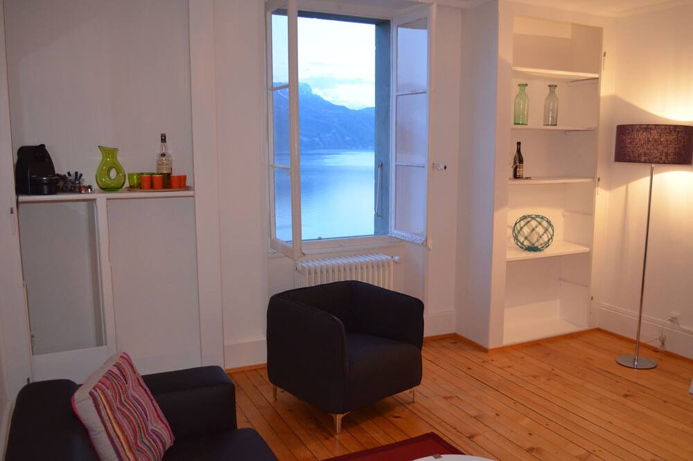Photo of Outdoor in Chardonne