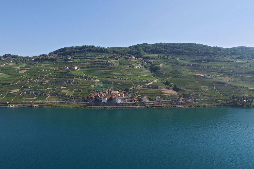 Photo of Outdoor in Chardonne
