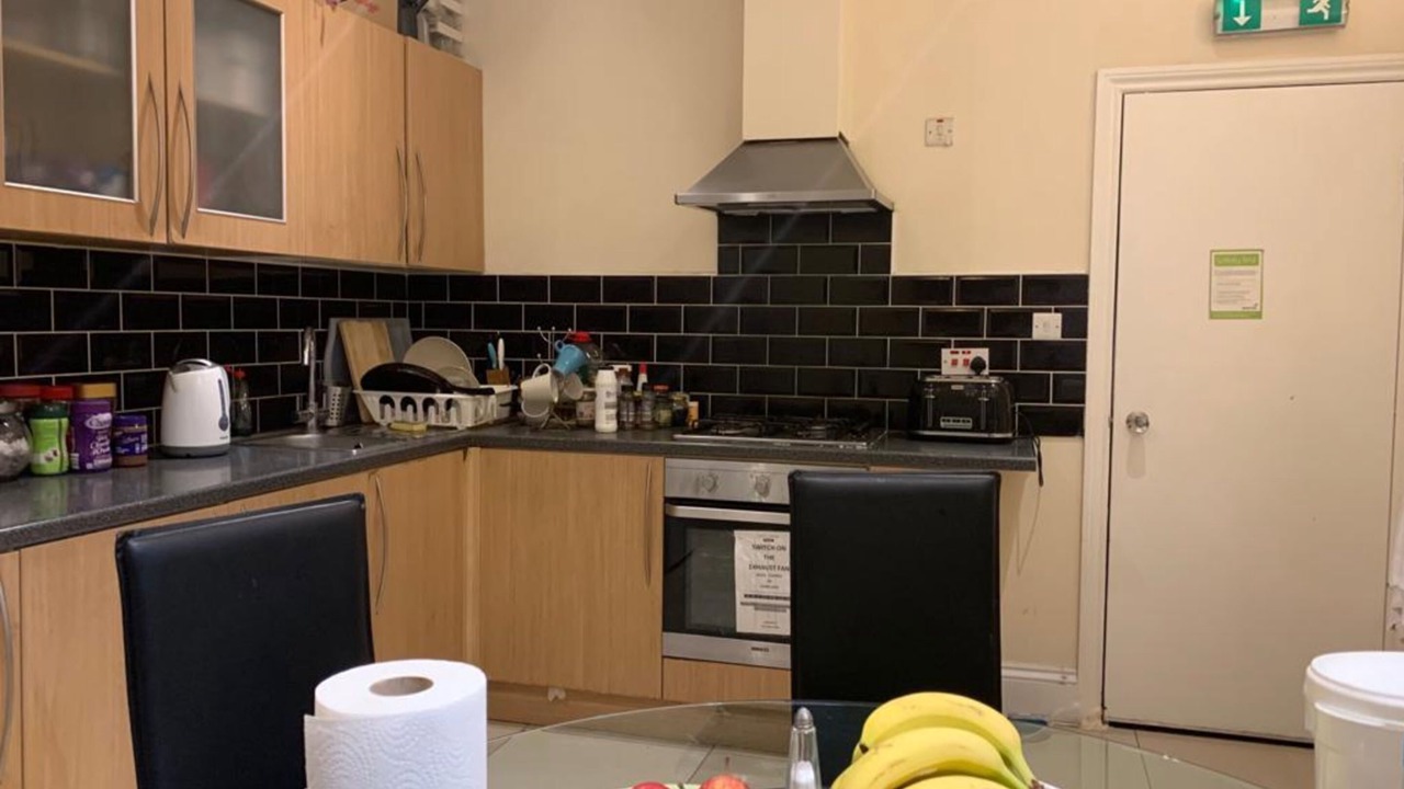 Photo of Others in Bow