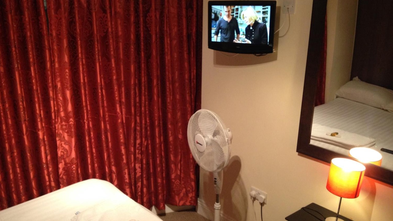 Photo of Others in Bow