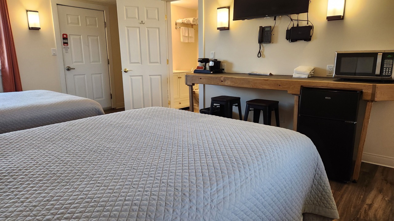 Photo of Bedroom in Colebrook