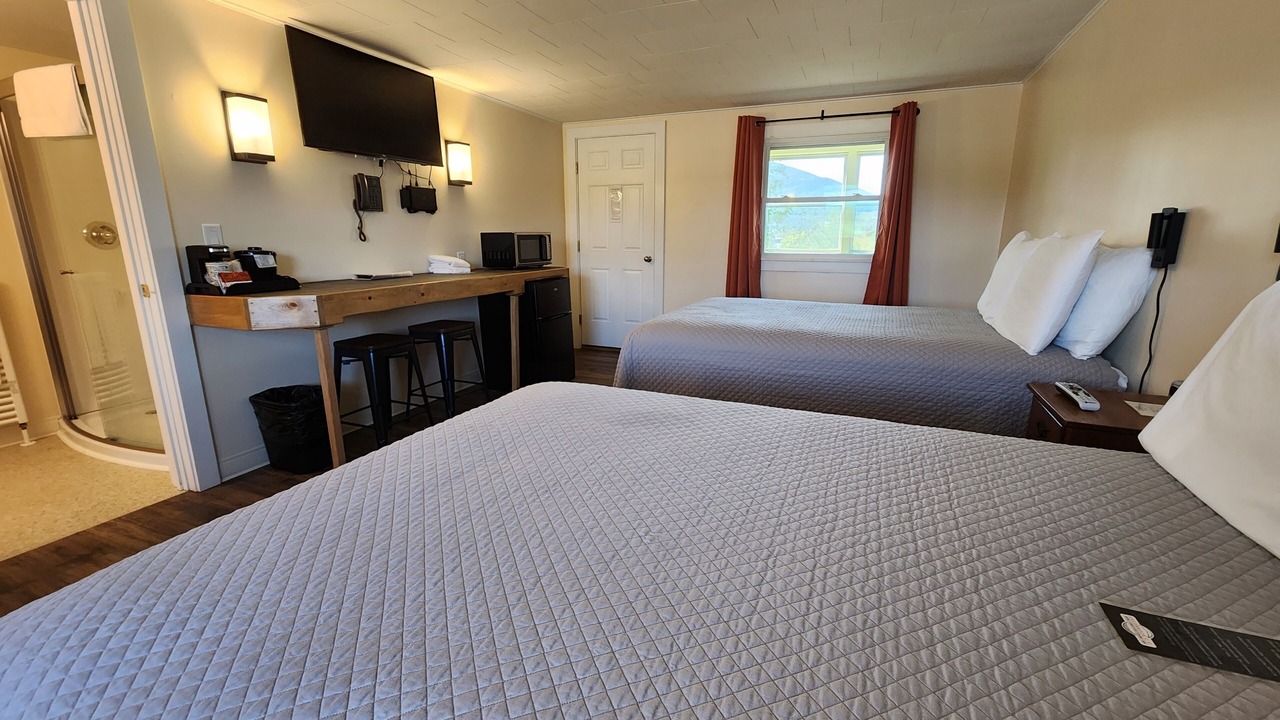 Photo of Bedroom in Colebrook