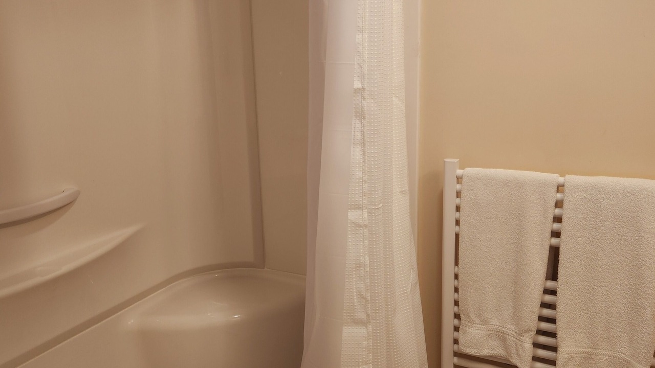 Photo of Bathroom in Colebrook