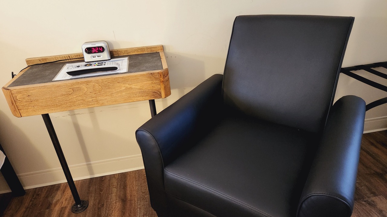 Photo of Bedroom in Colebrook