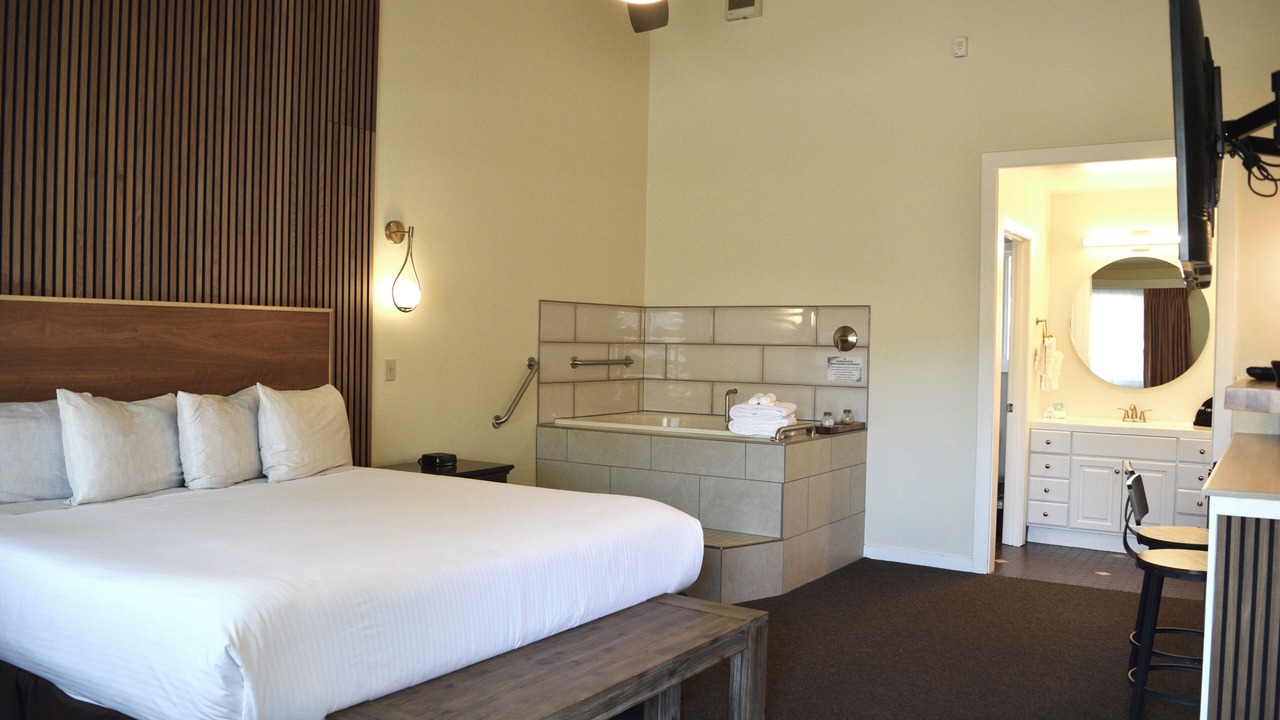 Photo of Bedroom in Calistoga