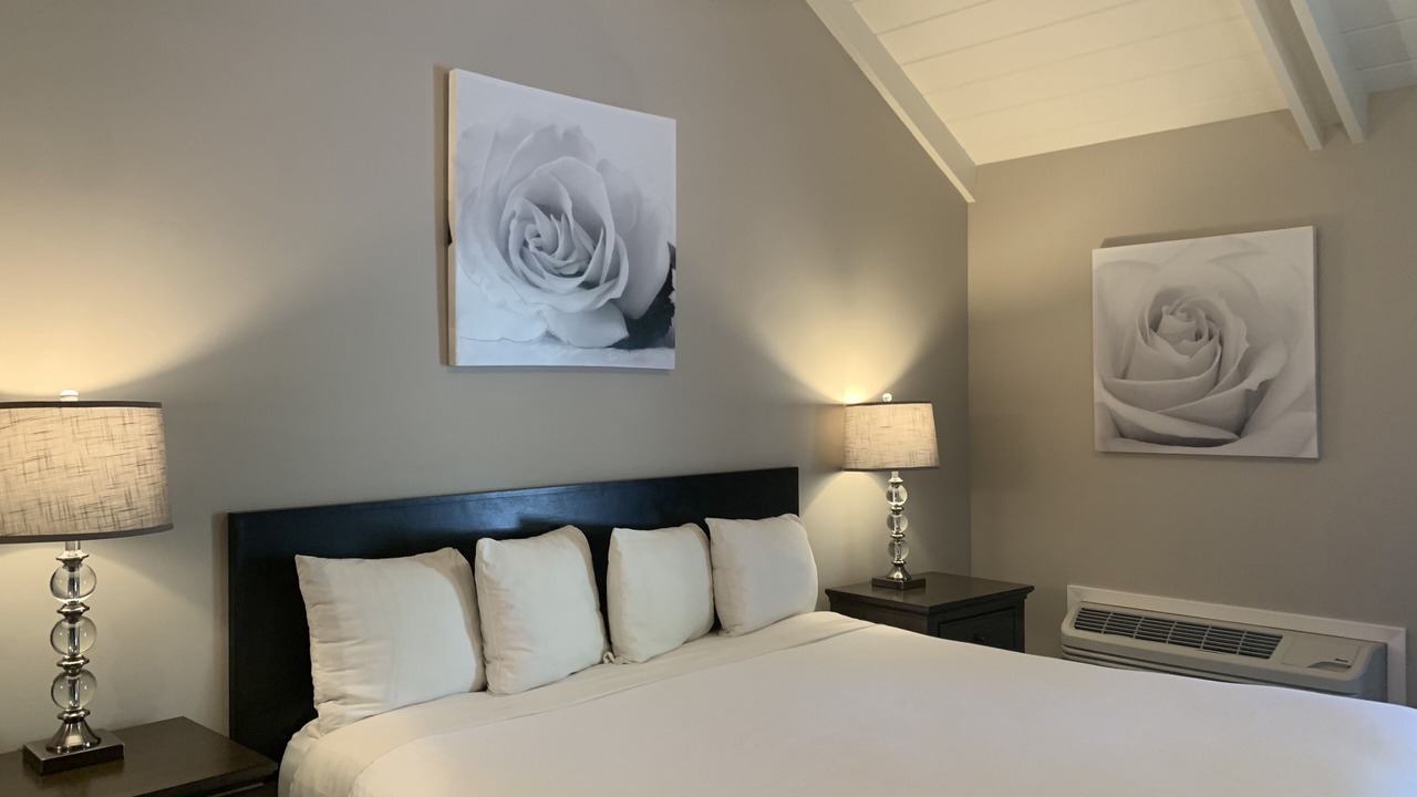 Photo of Bedroom in Calistoga