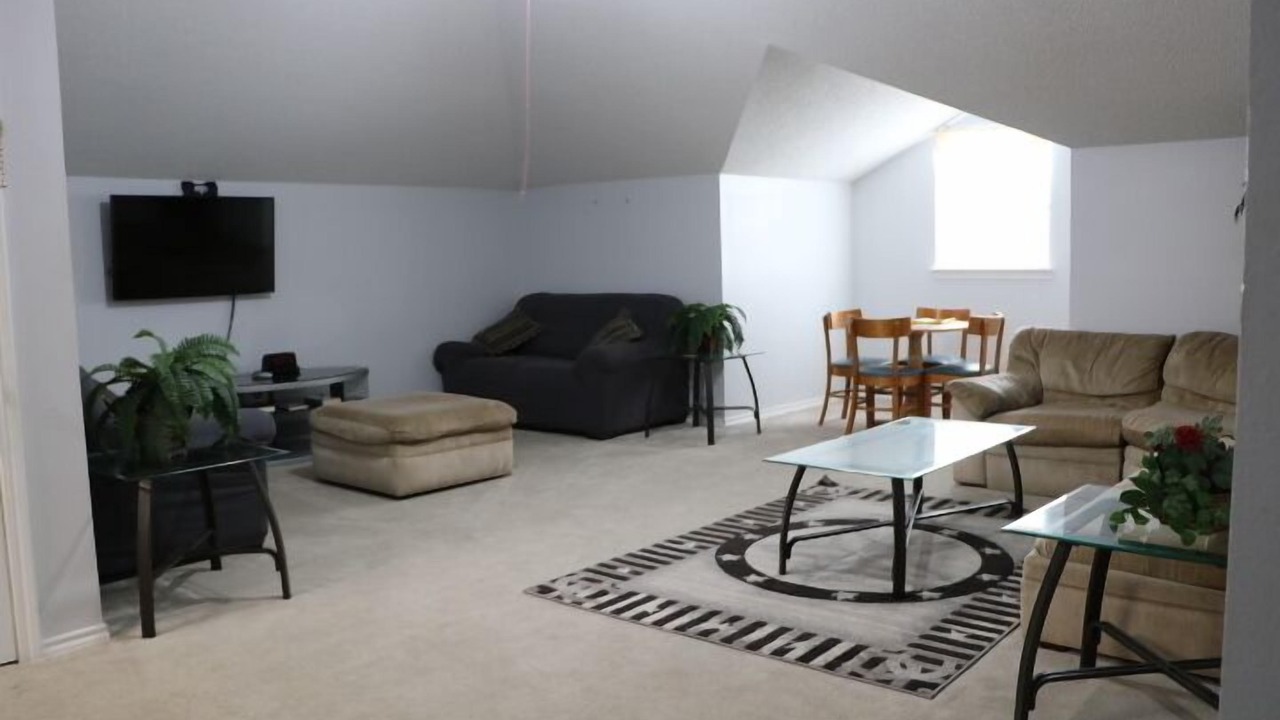 Photo of Bedroom in Emory