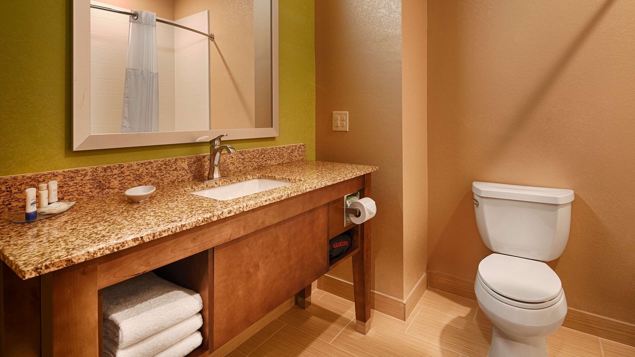 Photo of Bathroom in Flatonia